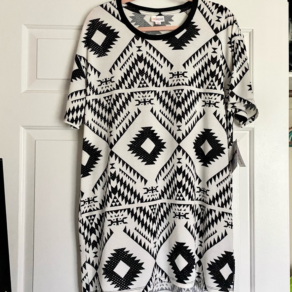 Luluroe black and white Aztec print- Hudson style